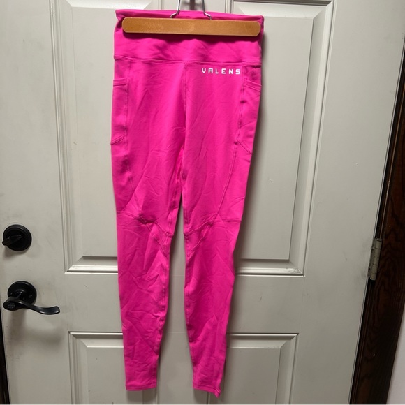 New with Tag Hot pink Valens leggings small - Picture 2 of 12